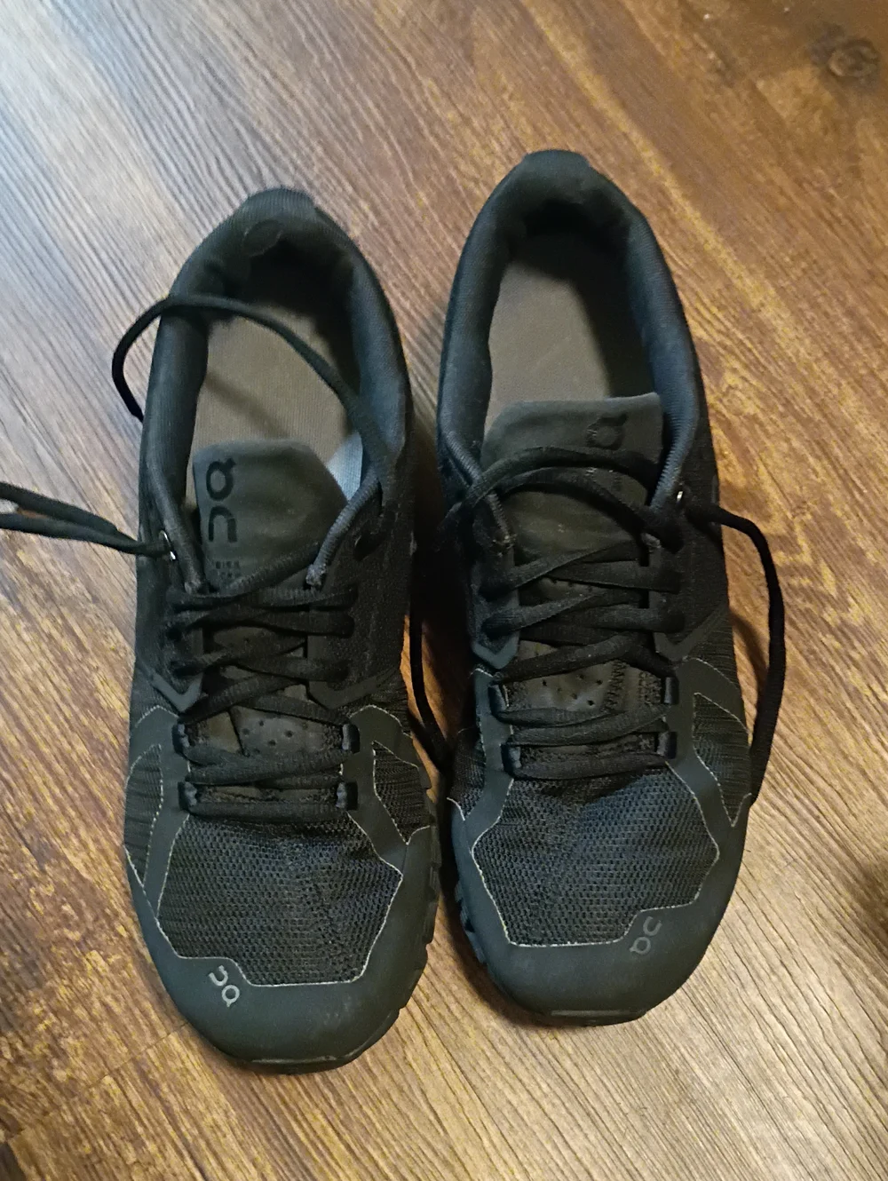 On Running Running Men's Black Cloud Running Sneakers Shoes Size 9 Athletic Walk